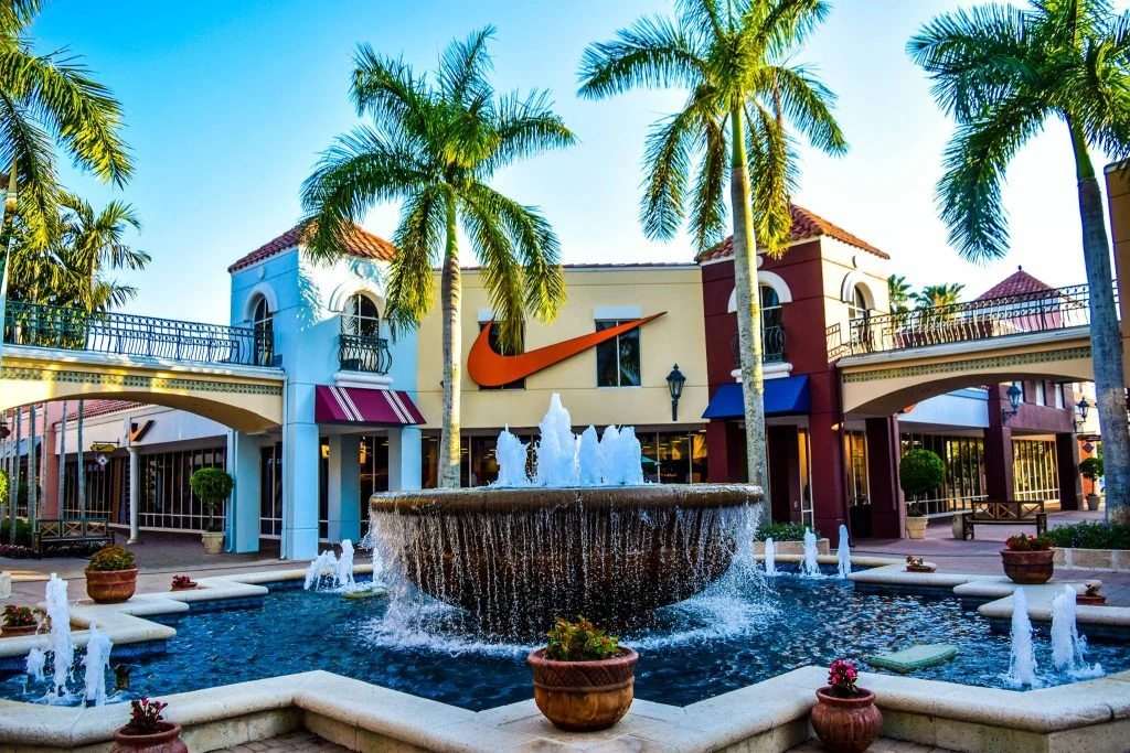 mirormar outlet mall